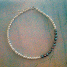 Load image into Gallery viewer, Lumi Necklace
